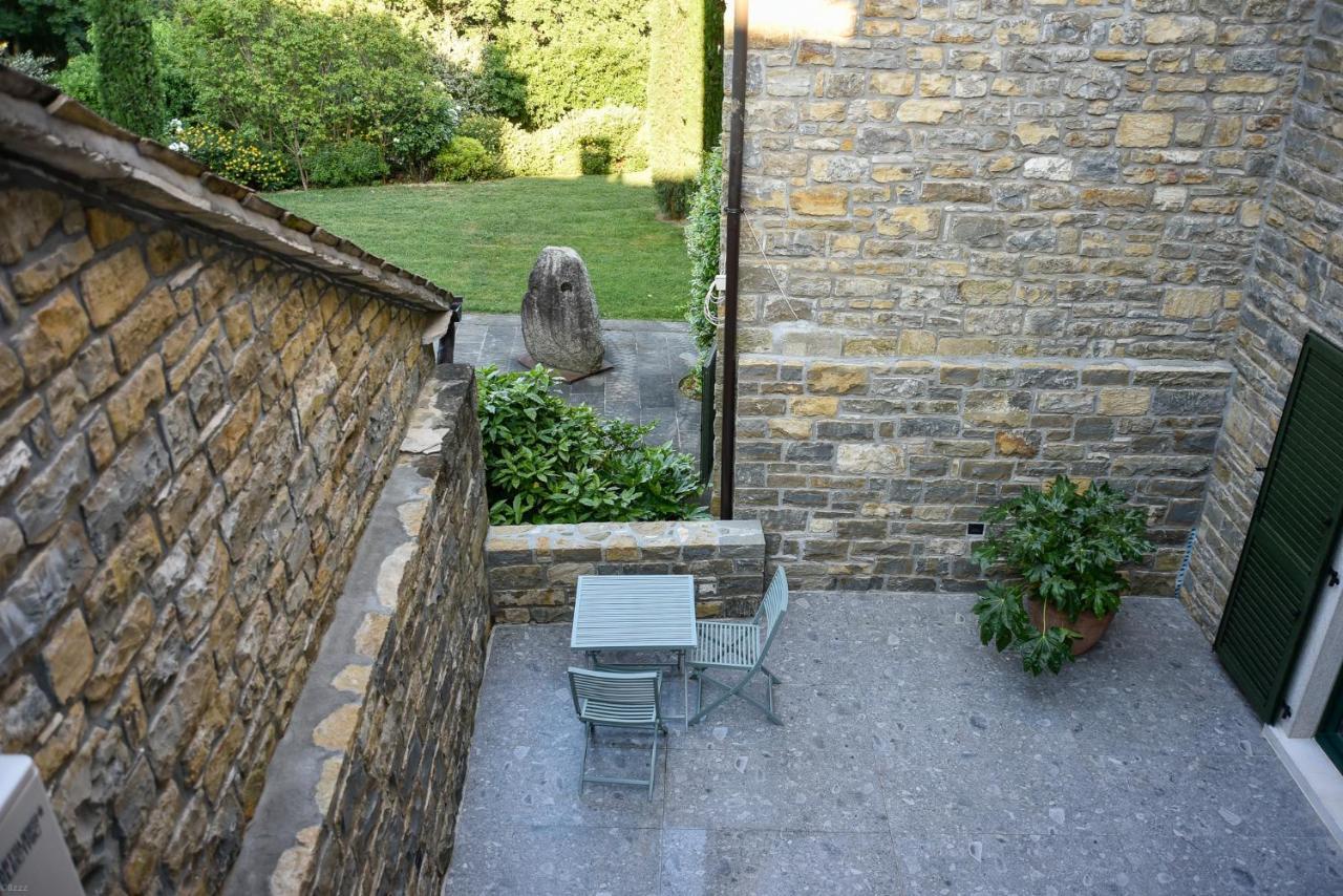L'Abbraccio Della Quercia Apartamento Momjan Exterior foto